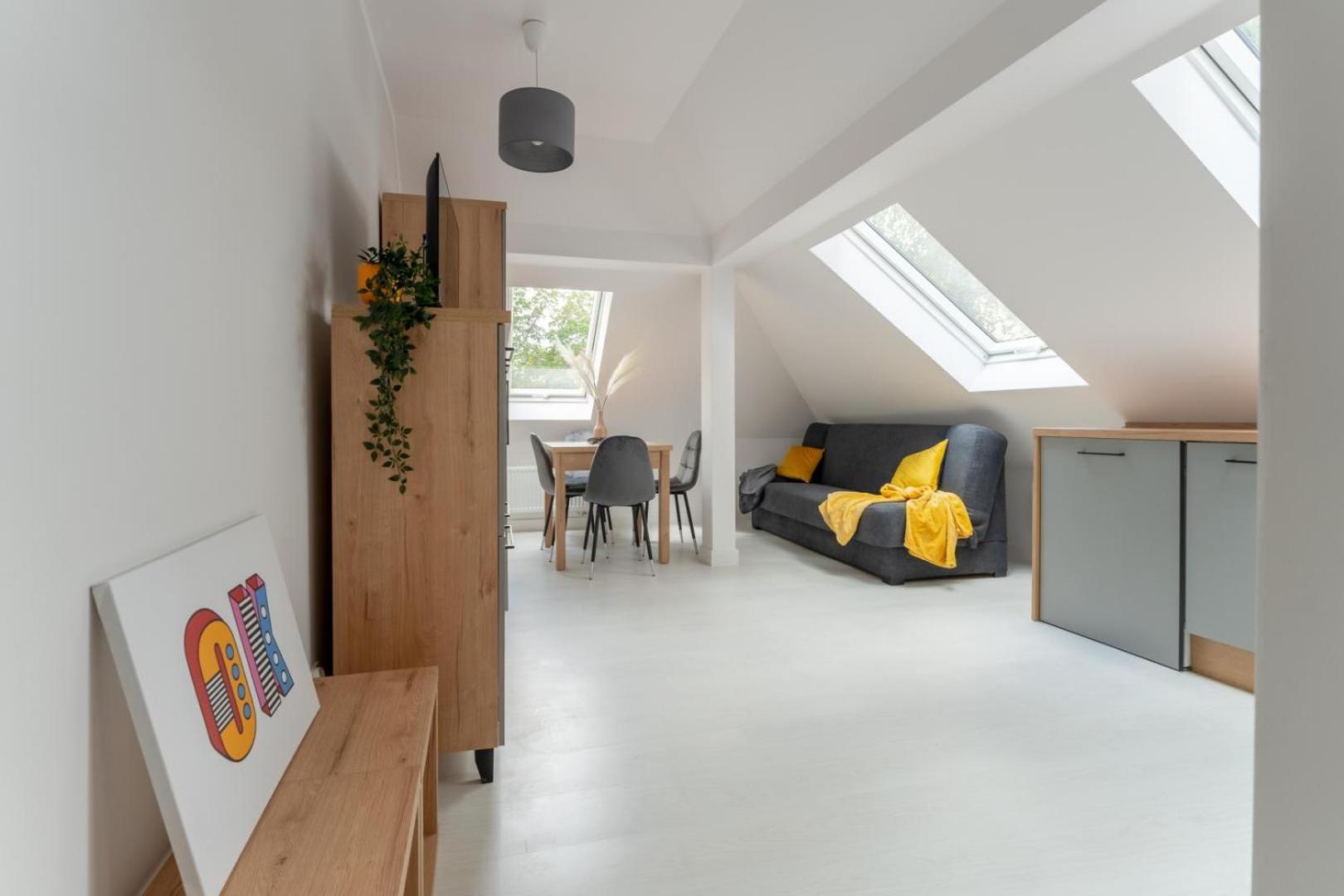 Apartamenty Ok'S - Blisko Centrum W Pelni Wyposazone - By Spaceapart Jelenia Gora Exterior photo