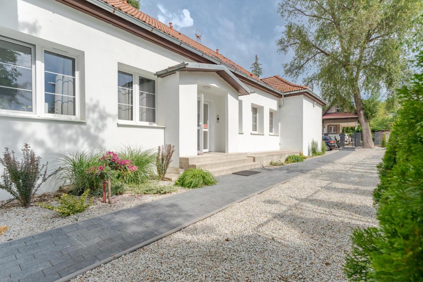 Apartamenty Ok'S - Blisko Centrum W Pelni Wyposazone - By Spaceapart Jelenia Gora Exterior photo